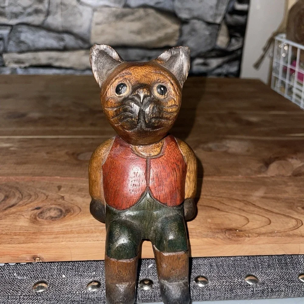 Hand Carved Wooden Cat Figurine Folk Art Vintage Shelf Sitter Hand Painted